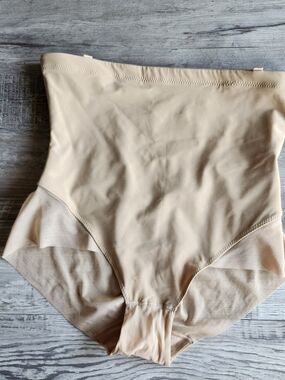 (2XL) Honey Love Shaper